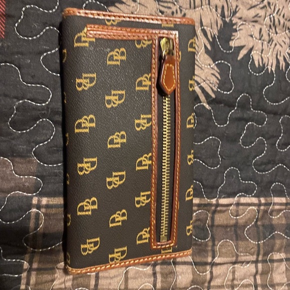 Dooney & Bourke Purse with Wallet - Picture 6 of 7
